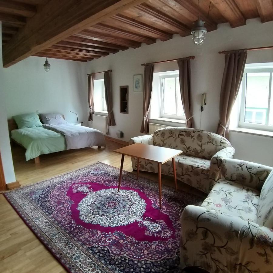 Apartment In Historic Town House Gmunden Exteriér fotografie